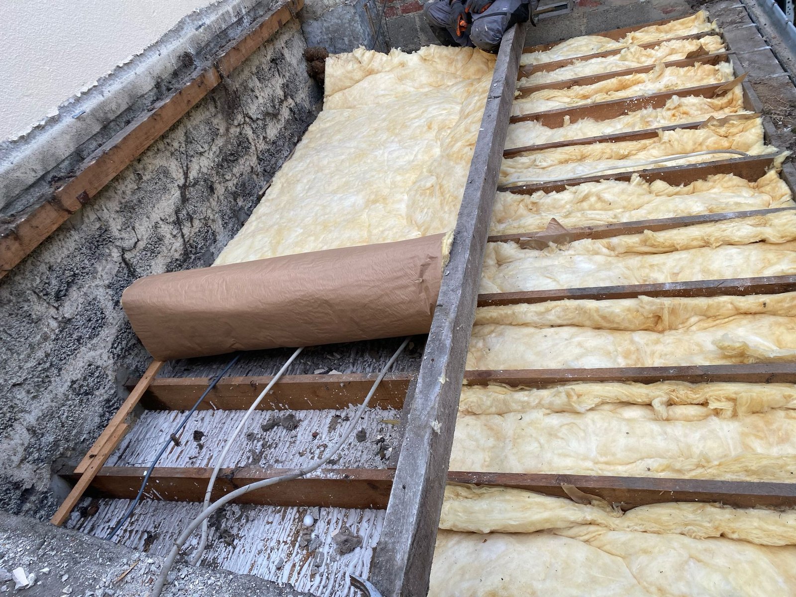 Couvreur zingueur Toiture bac acier avant et après 80480